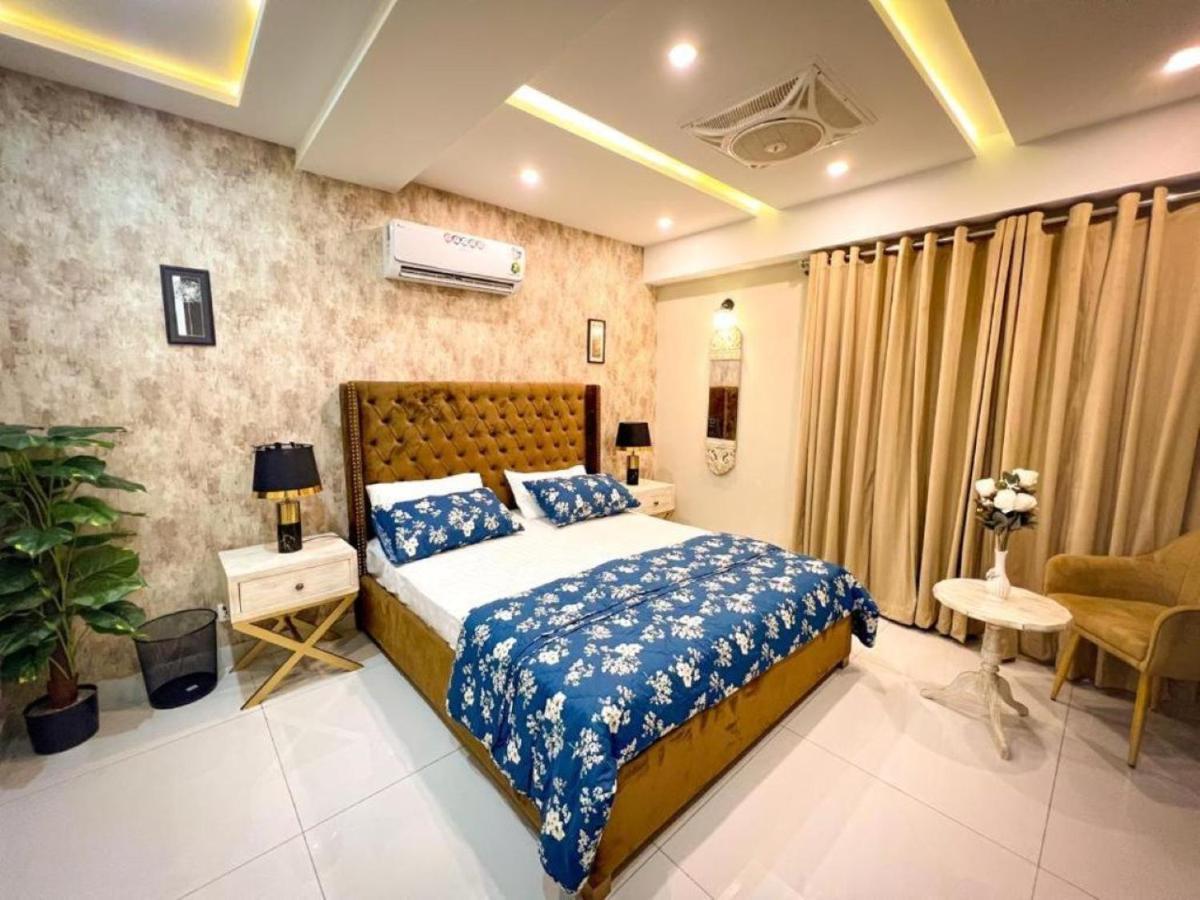 Eiffel Luxury Apartments Lahore Luaran gambar